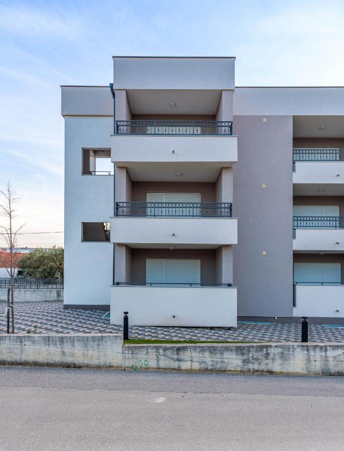 Apartmani Dalmacija دراغ المظهر الخارجي الصورة