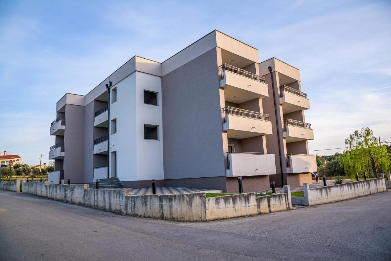 Apartmani Dalmacija دراغ المظهر الخارجي الصورة